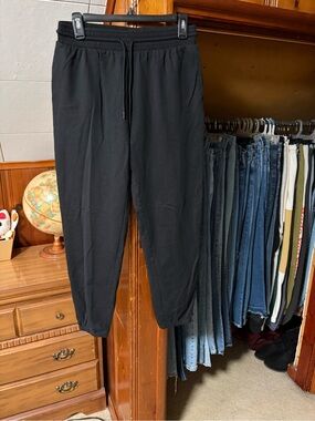 Woman’s Tezenis Joggers